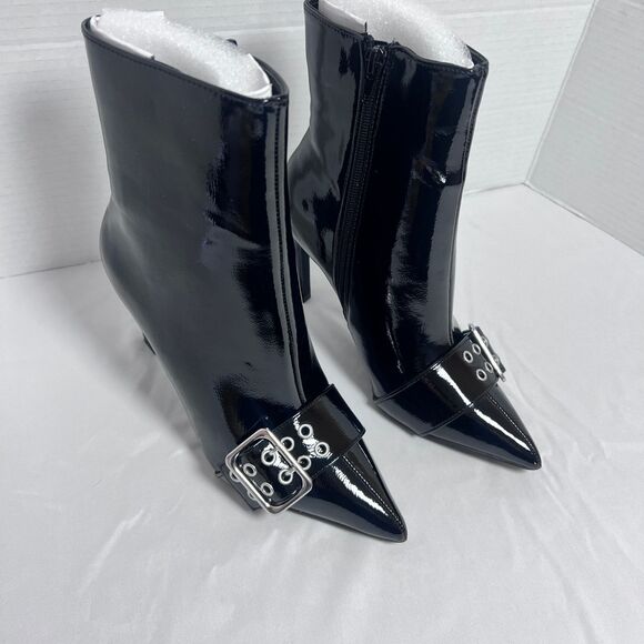 Fashion Nova Gutter Black Leather Ankle Boots Women’s 6 Pointed Toe Buckle - Picture 2 of 7